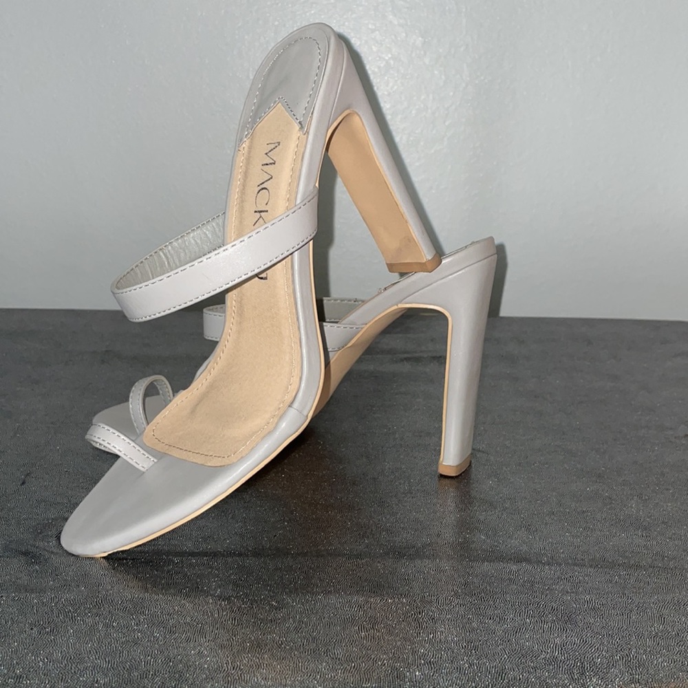 Open Toe Heel - Picture 3 of 3